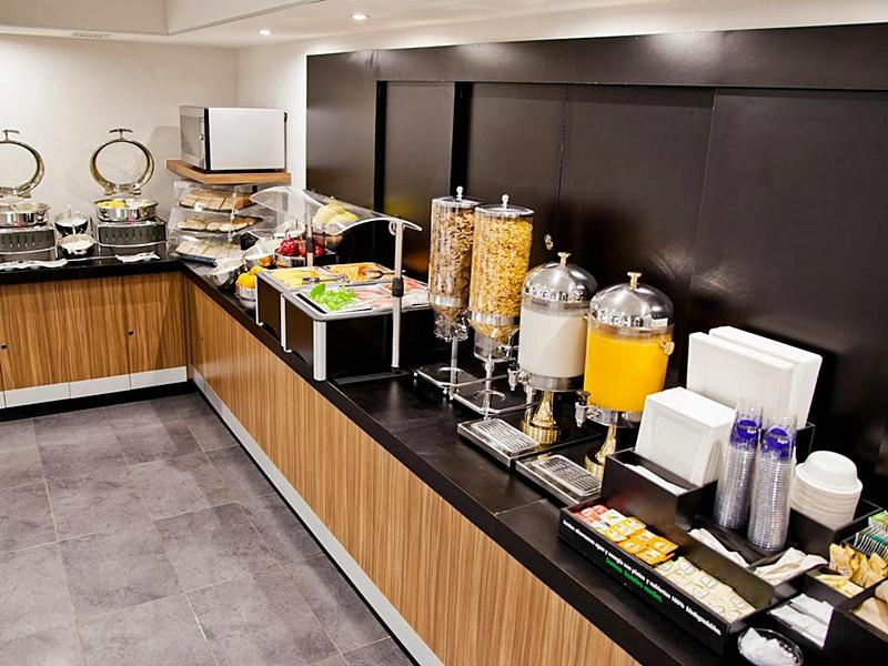 Express By Marriott Aeropuerto Hotel Bogotá